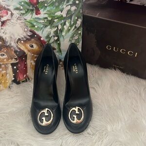 GUCCI GG Pumps Classic Black Leather. Authentic Certificate